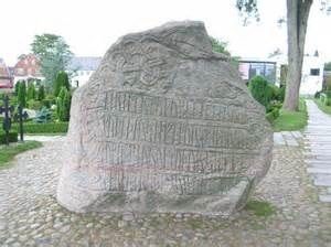 Harald Blåtands runesten i Jellinge markerer overgangen
